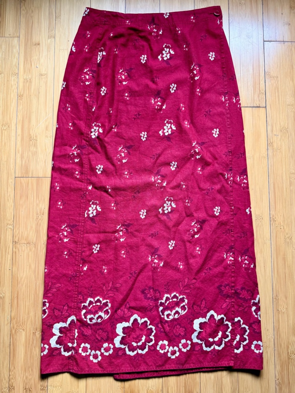 Eddie Bauer Linen Wrap Skirt Red Floral Maxi / Midi Button Closure